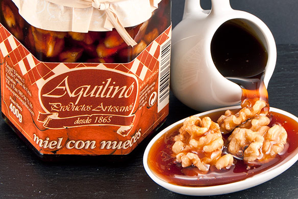 Miel con nueces